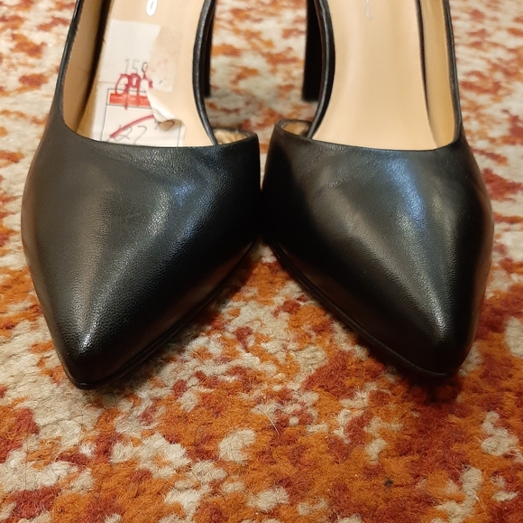 Brenda Zaro D'Orsay heels - Picture 6 of 12